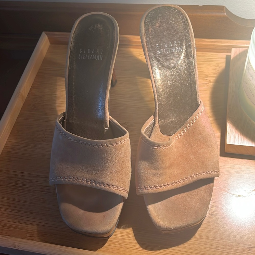 Stuart Wietzman suede heels